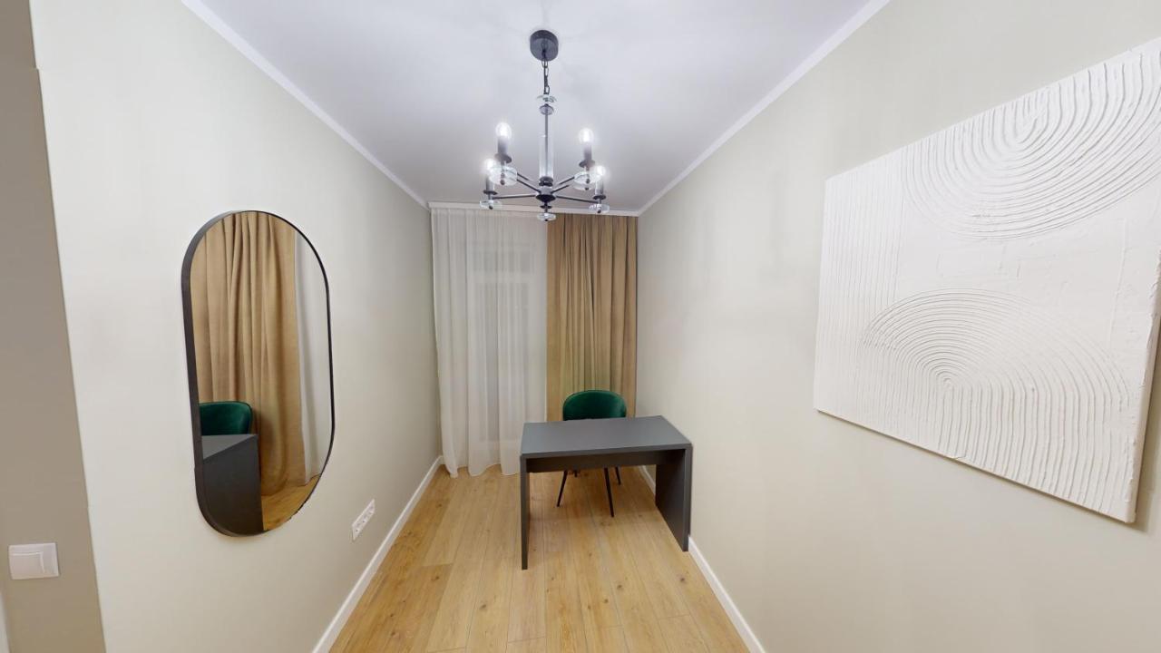 Cozy Apartment Vrt Sibiu Esterno foto